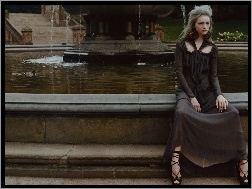 Gemma Ward, fontanna